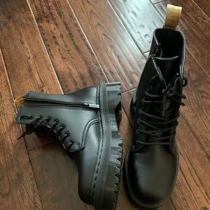 Doc martens Jadon vegan boots brand new in box